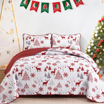 Christmas Reindeer and Tree 3-Piece Coverlet Set