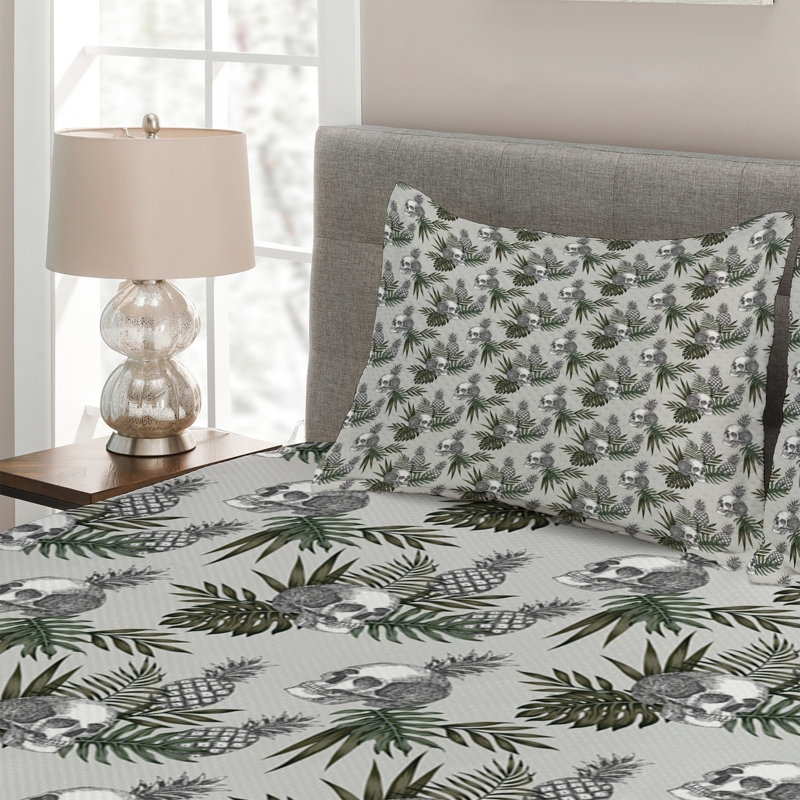 Skull Polyester Coverlet, King Bedspread + 2 Shams