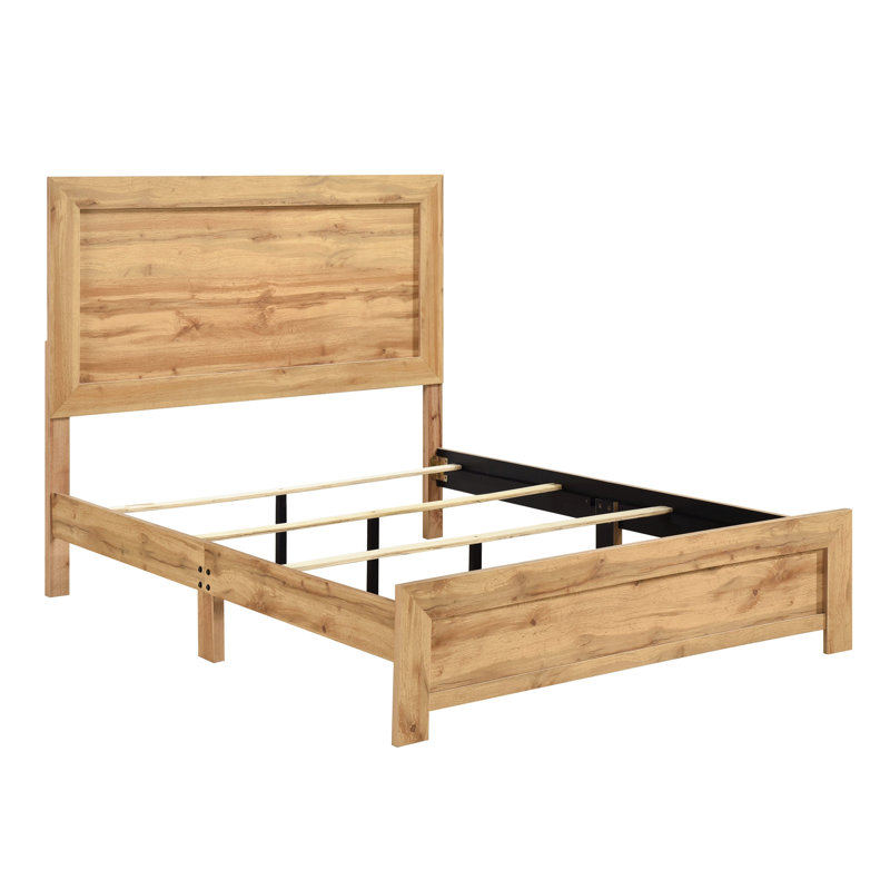 Très grand lit rustique au fini naturel, dans une boîte, tête de lit et inclus, cadre à finition simple pour la décoration de la chambre à coucher, design, résistant aux égratignures