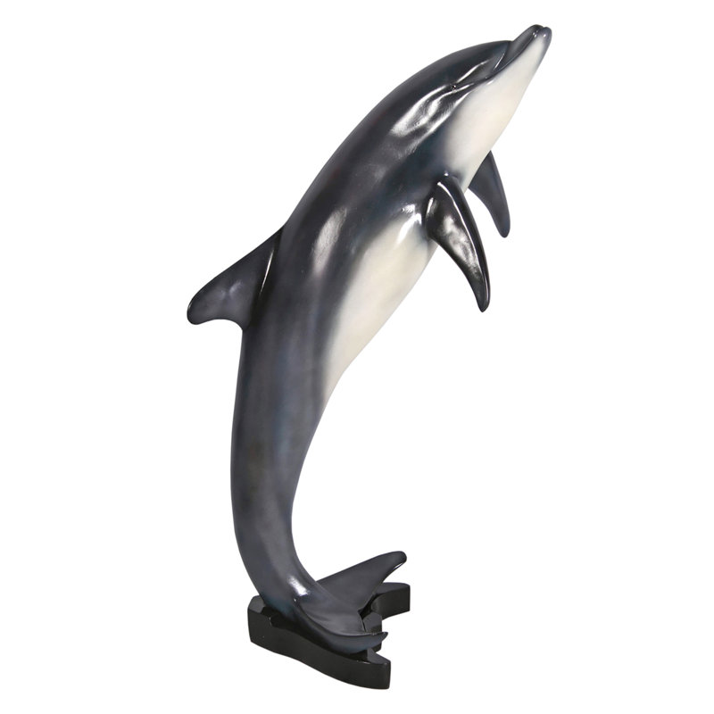 Statue de dauphin de mer qui saute, Moyen