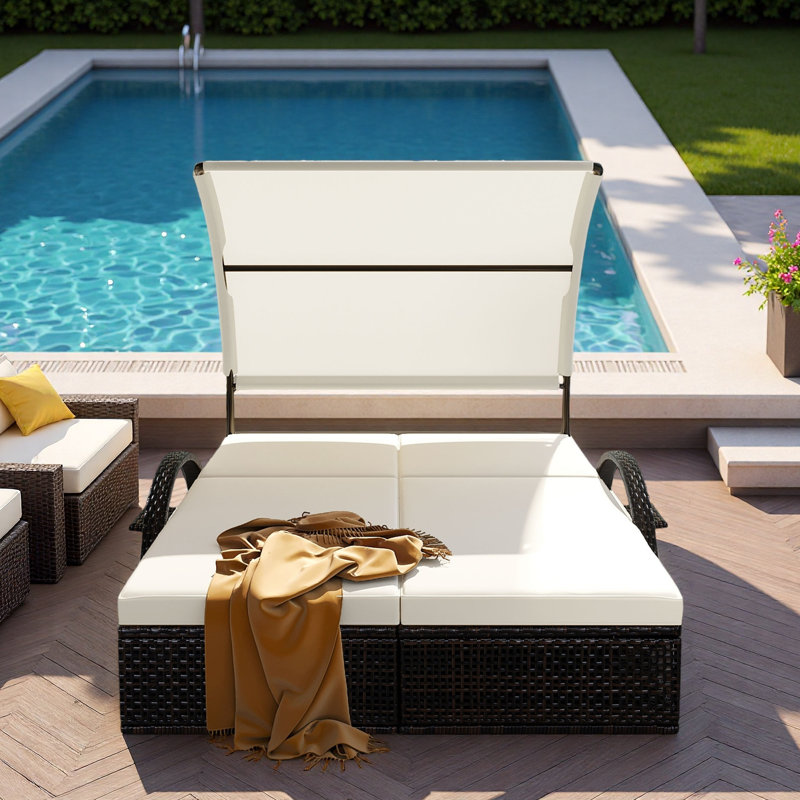 Double chaise longue de patio avec dossier réglable et accoudoirs, Beige