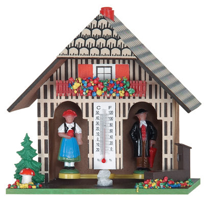  Maison de campagne allemande sculptée à la main en bois H 5 po avec des personnages d'homme et de femme