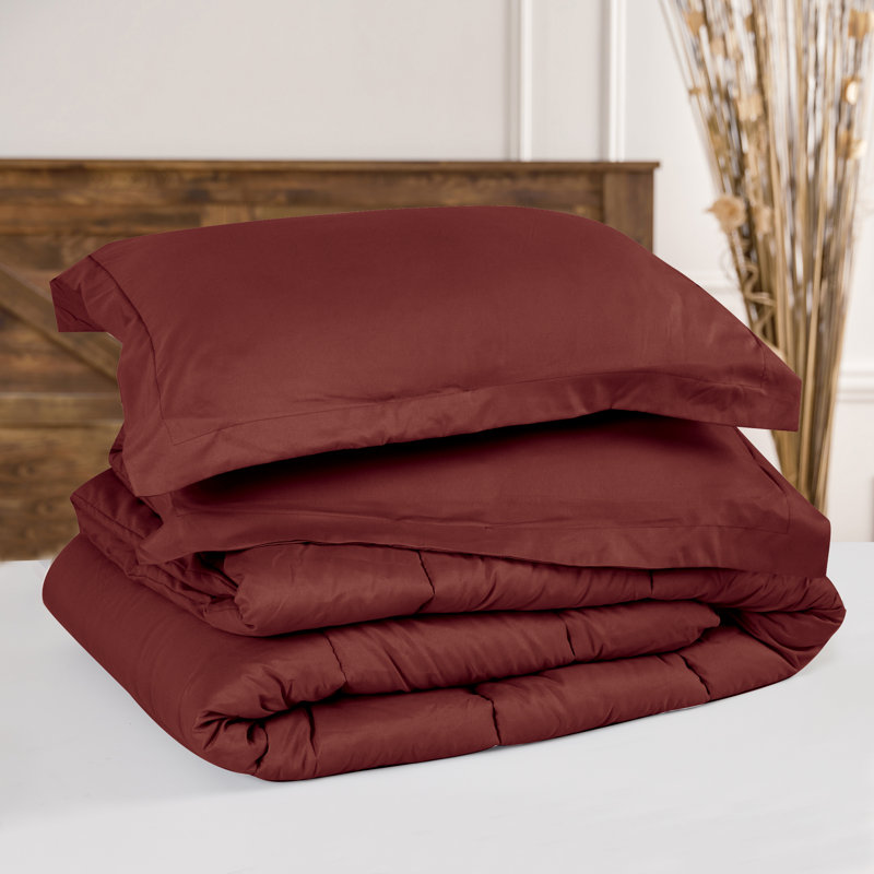 3-Piece Chanasya Solid Red Burgundy Microfiber Comforter Set, Queen Comforter + 2 Standard Shams