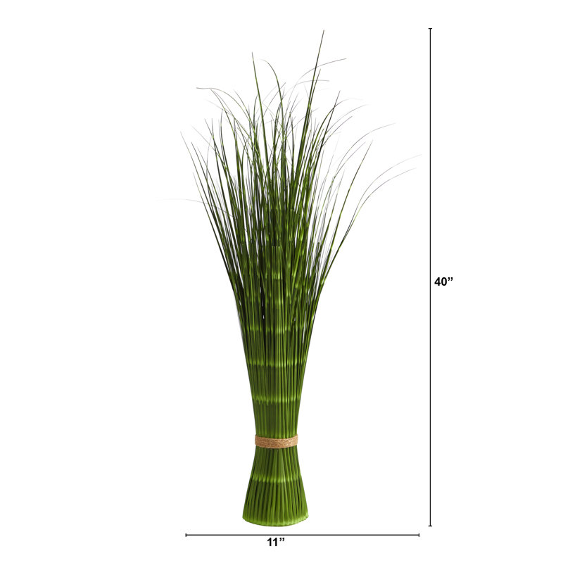 Herbe artificielle 40 po 40 po