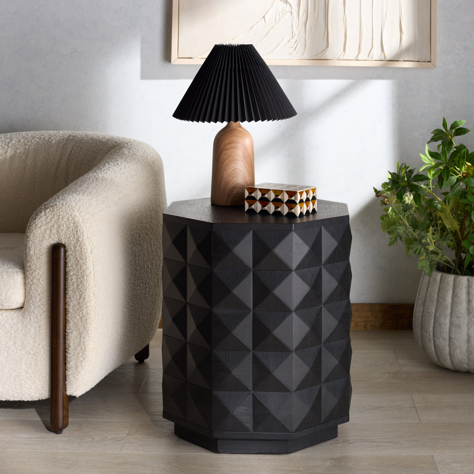Iriye 20" End Table, Black