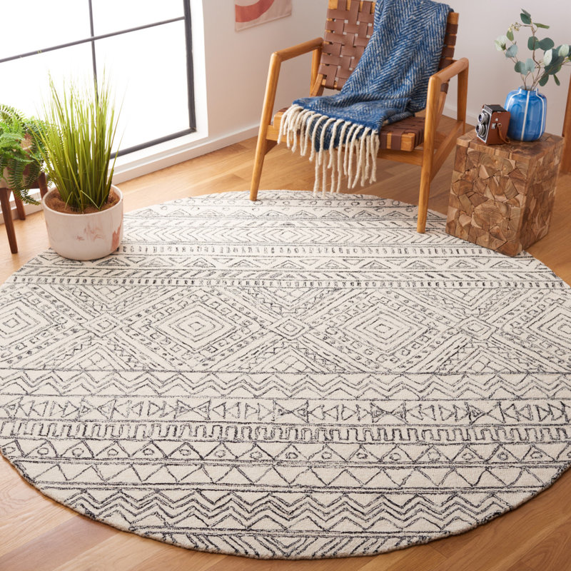 Wenzel Hand Tufted Wool Southwestern Rug, Round 7'