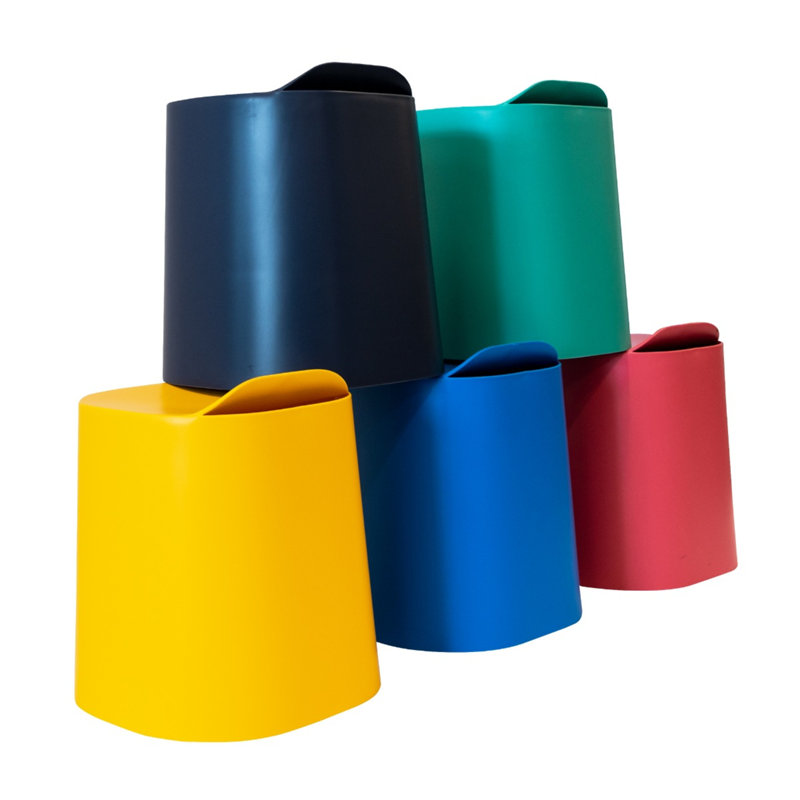 Tailfin Stacking Classroom Stool ( Set of 5 )