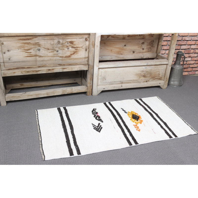 Small Vintage Turkish Kilim Rug With Intricate Patterns in White Perfect for Entryways