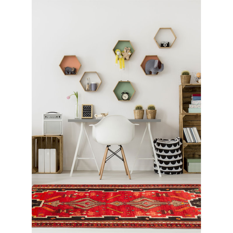 Anadol Red Rug 4'5" x 7'5"