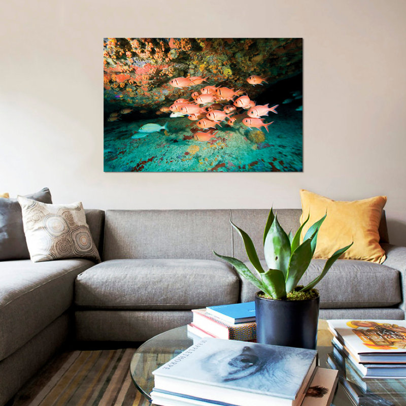 Reproduction de photo sur toile, «Schooling Soldierfish», H 18 po x l 26 po x P 1,5 po, Pas de tapis, Toile tendue