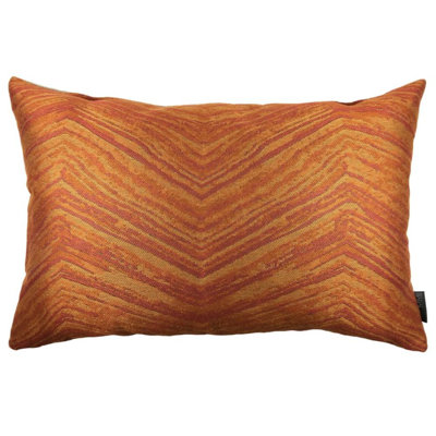 Coussin lombaire à chevrons plumes Krimhilde