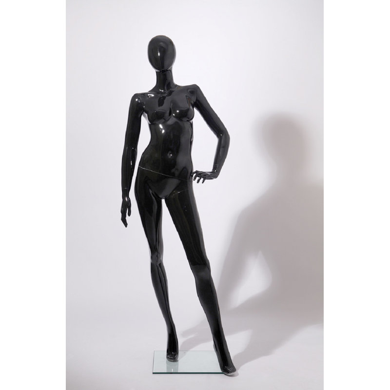 Anderer Mannequin, Black