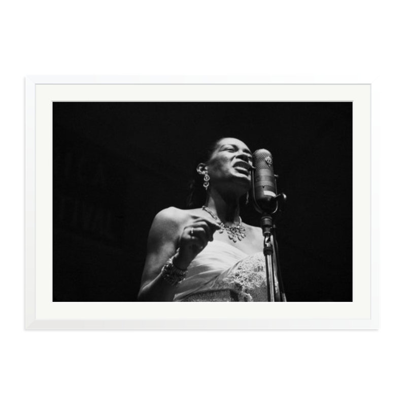 Billie Singing, White, 27" H x 38" W