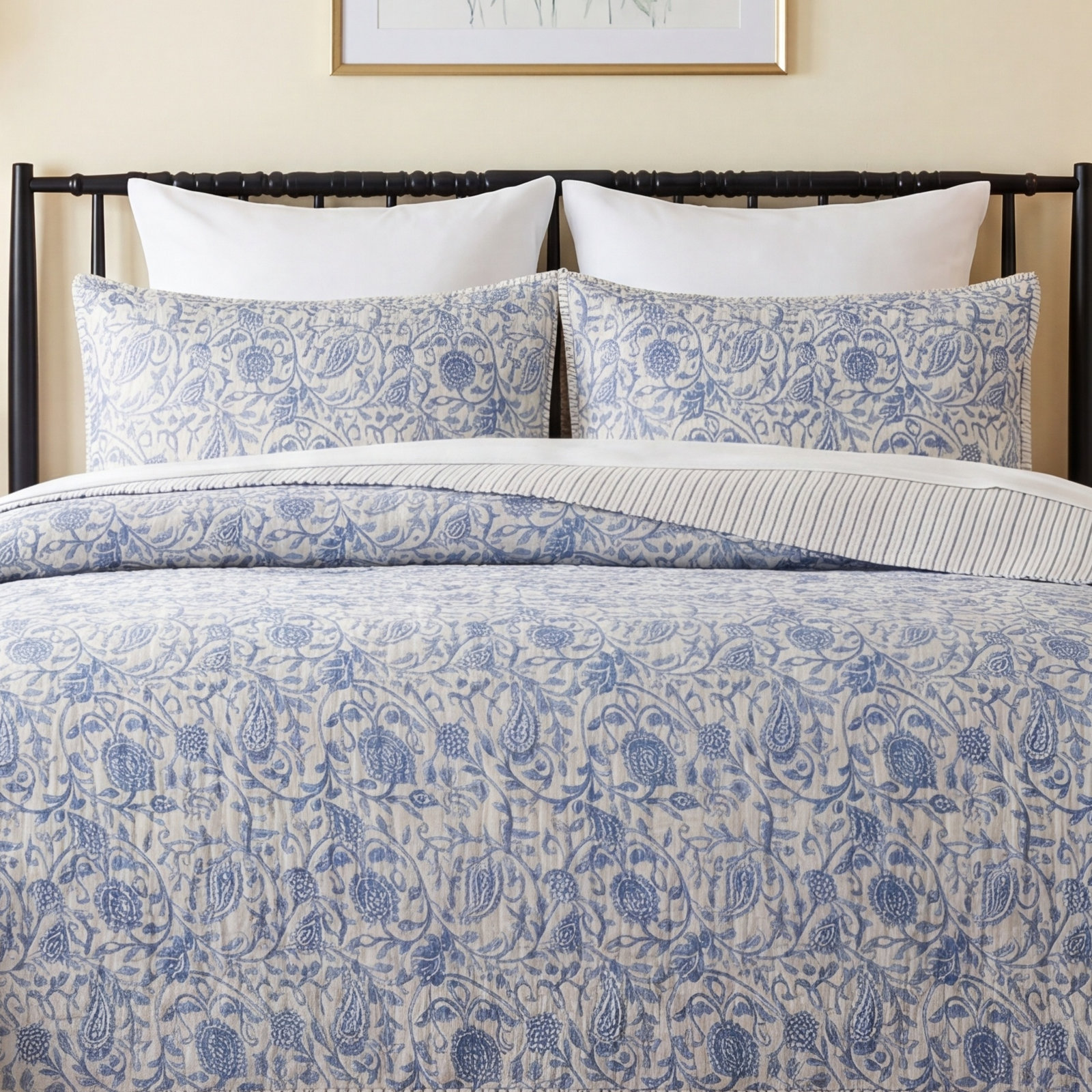 Eden Paisley Cotton Quilt Set, King Quilt + 2 King Shams, Blue