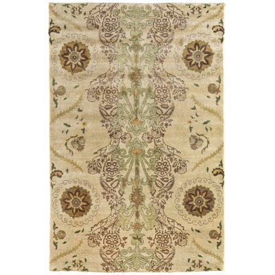 Wool Floral Area Rug in Green