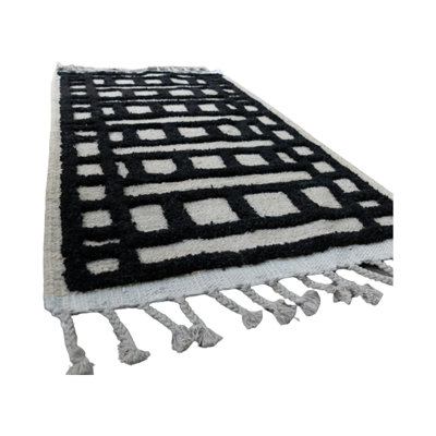 Eitan Geometric Hand Woven 60cm X 105cm Area Rug