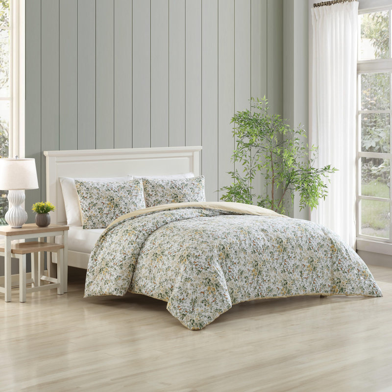 Laura Ashley Country Meadow Cotton Reversible Gold Comforter Set, Queen Comforter + 2 Standard Shams