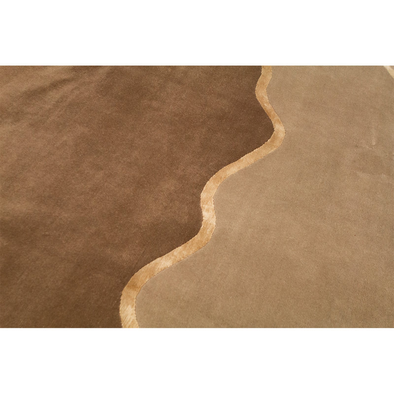 Hand-Knotted High-Quality Beige Area Rug