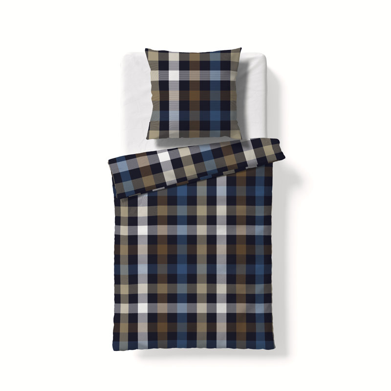 Lech Flannel Chequered Duvet Cover Set with Pillow Shams