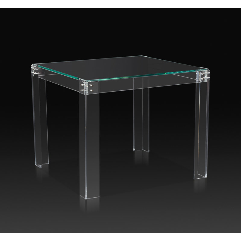 Gwenyth Game Cards Table