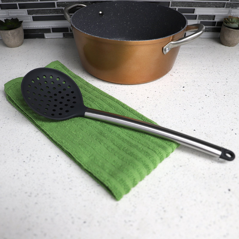 Home Basics Hand Held Skimmer