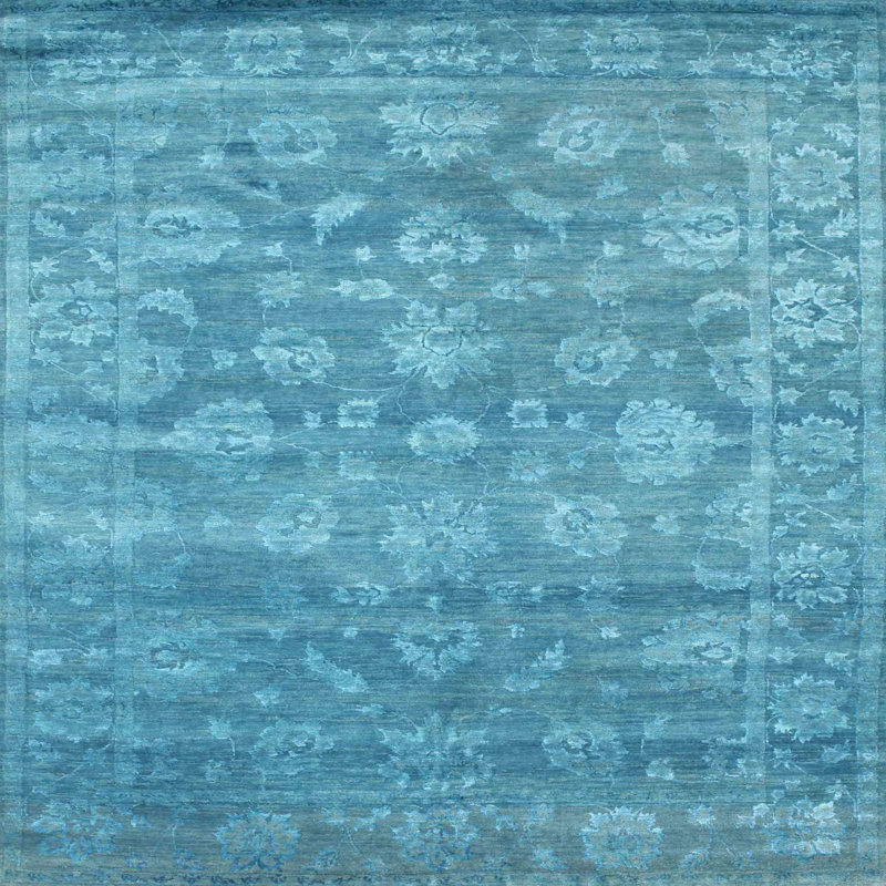 Tapis bleu ciel contemporain, Carré 7 pi