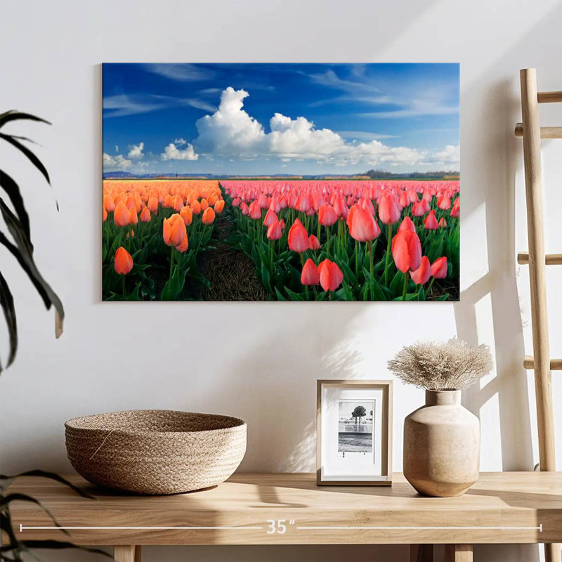Harnek orange et tulipes roses, H 16 po x l 24 po