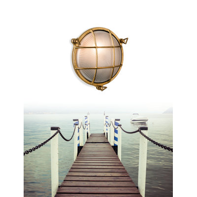 1 Light Outdoor Bulkhead Light