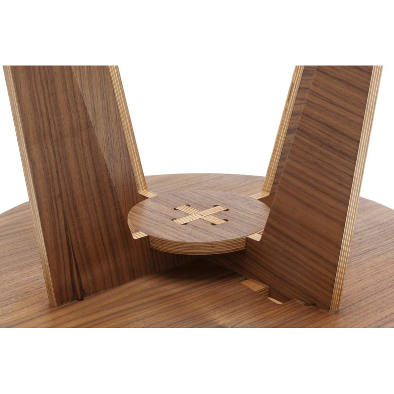 Pirwi End Table