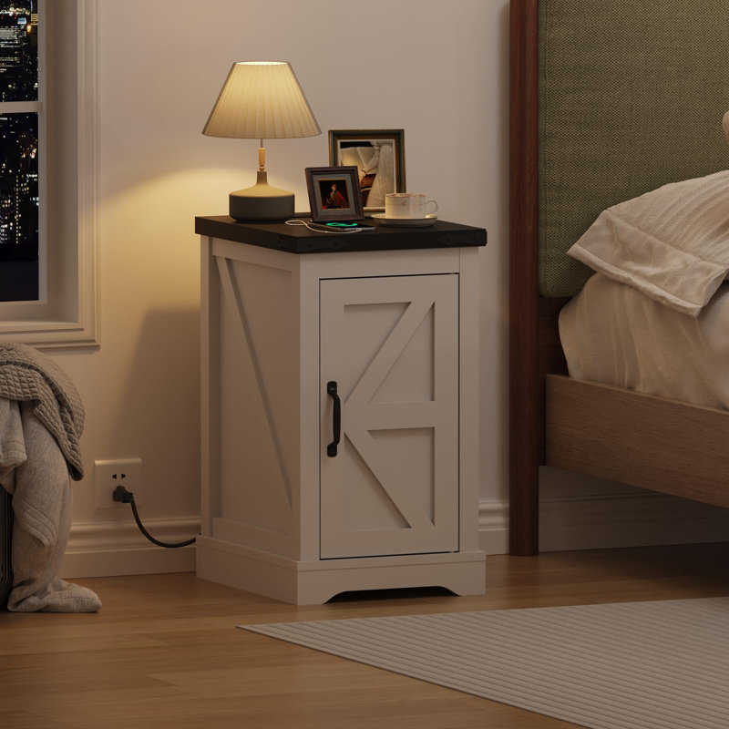 Accent Chest, Black/White