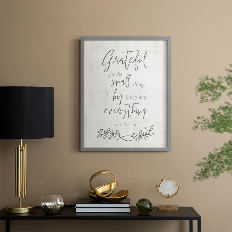«Grateful for the Small Things», reproduction encadrée - bois massif, Gris, H 15 po x l 12 po