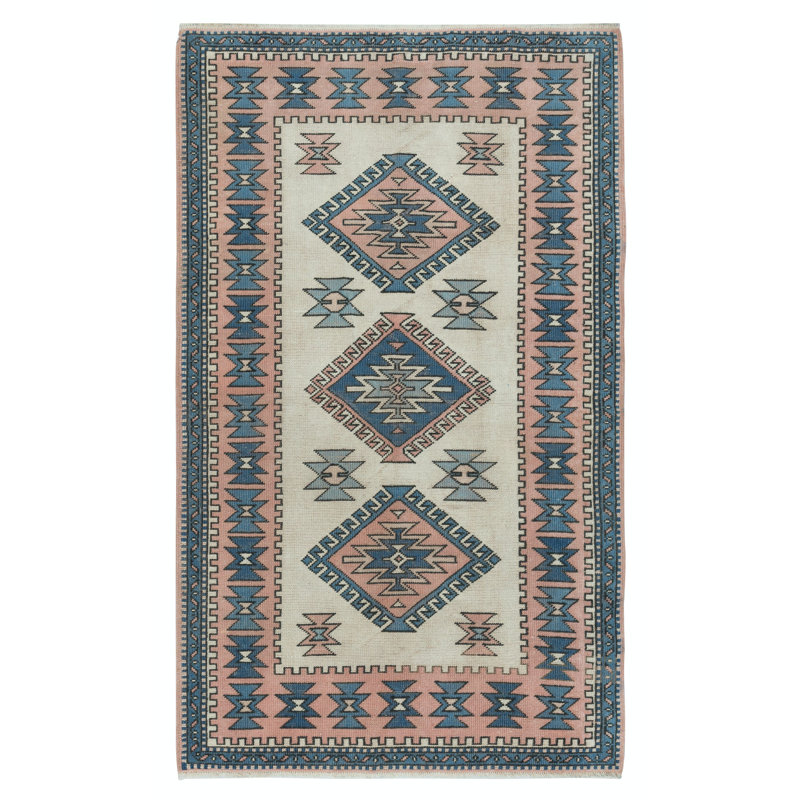 Traditional Vintage Handmade Turkish Area Rug. 100% Wool