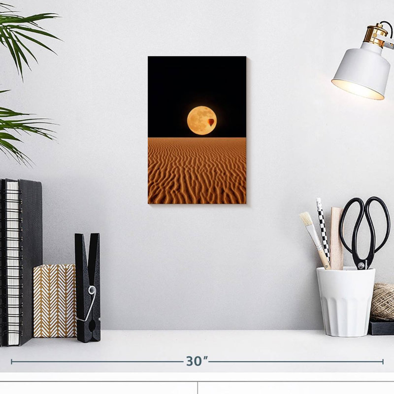Ballon du désert de l'Oberle au lever de la lune, H 12 po x l 8 po