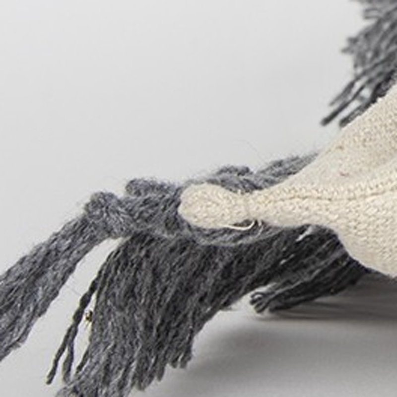 Coussin lombaire tressé à franges en macramé, Gris
