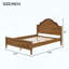 Grand lit plateforme en bois avec tête de lit arquée-972385093-972385094