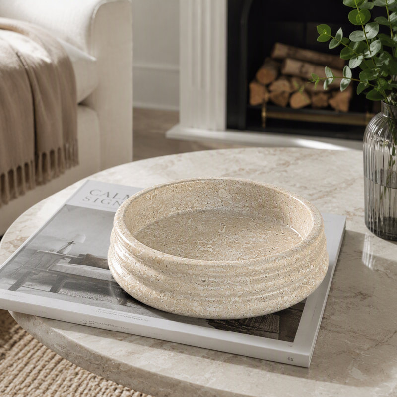 Bol décoratif en marbre crème de 21,5 x 5 cm (8,5 x 2 pouces) avec un motif côtelé rond pour une décoration intérieure élégante