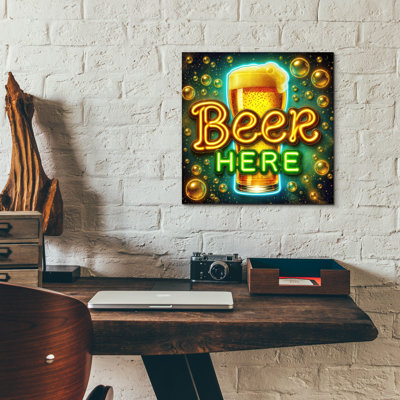  «Beer Here» par Rey Klimt, art mural en verre acrylique, 12 po x 12 po