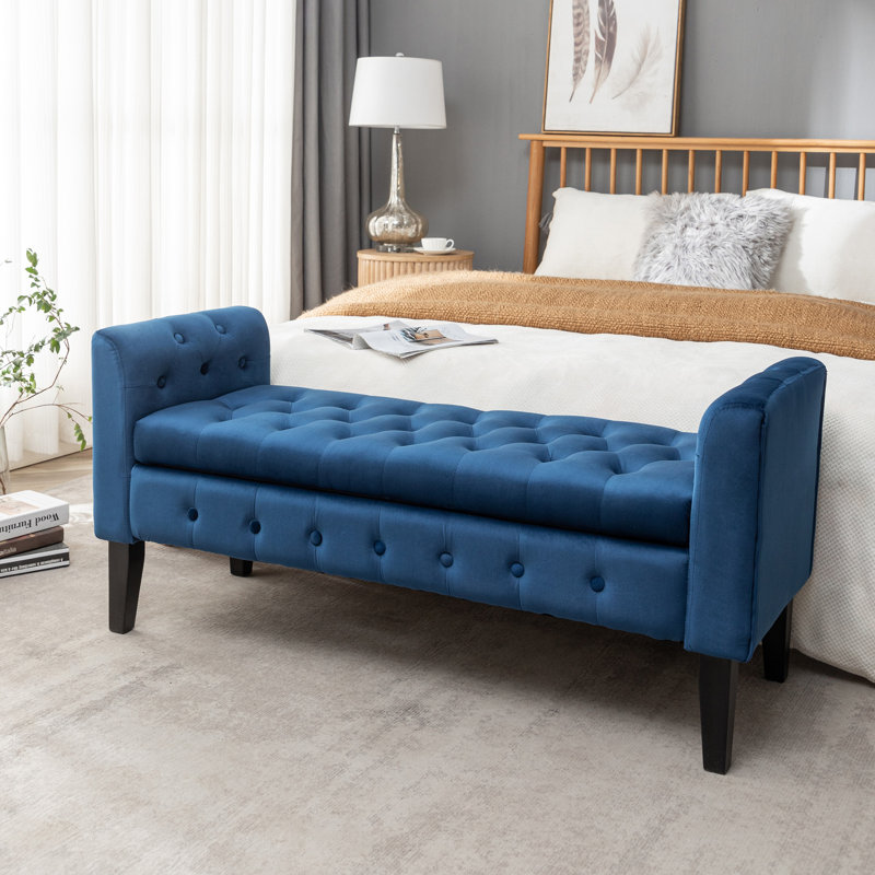 Banc de rangement en velours avec pieds en bois d'hévéa Vendrina, Bleu