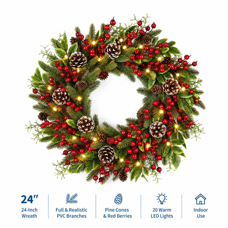 Couronne de Noël 24 po avec lumières DEL, pommes de pin et baies rouges