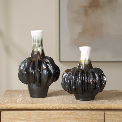 Vases Uttermost Umbrian