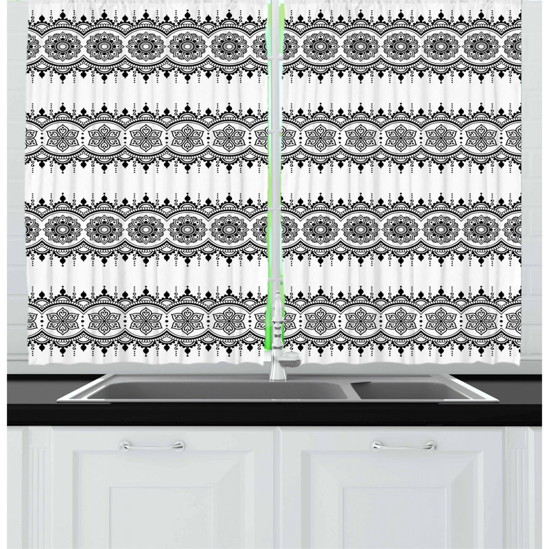 Pointed Kitchen Curtain
