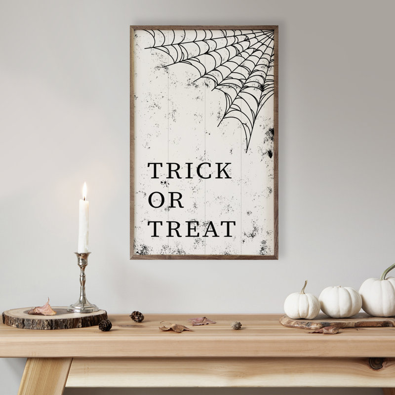 Toile «Trick Or Friate», blanc, H 8 po x l 5 po
