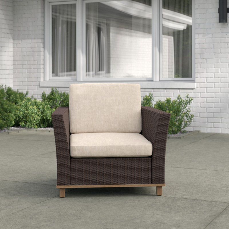 Raafi Wicker Outdoor Lounge Chair