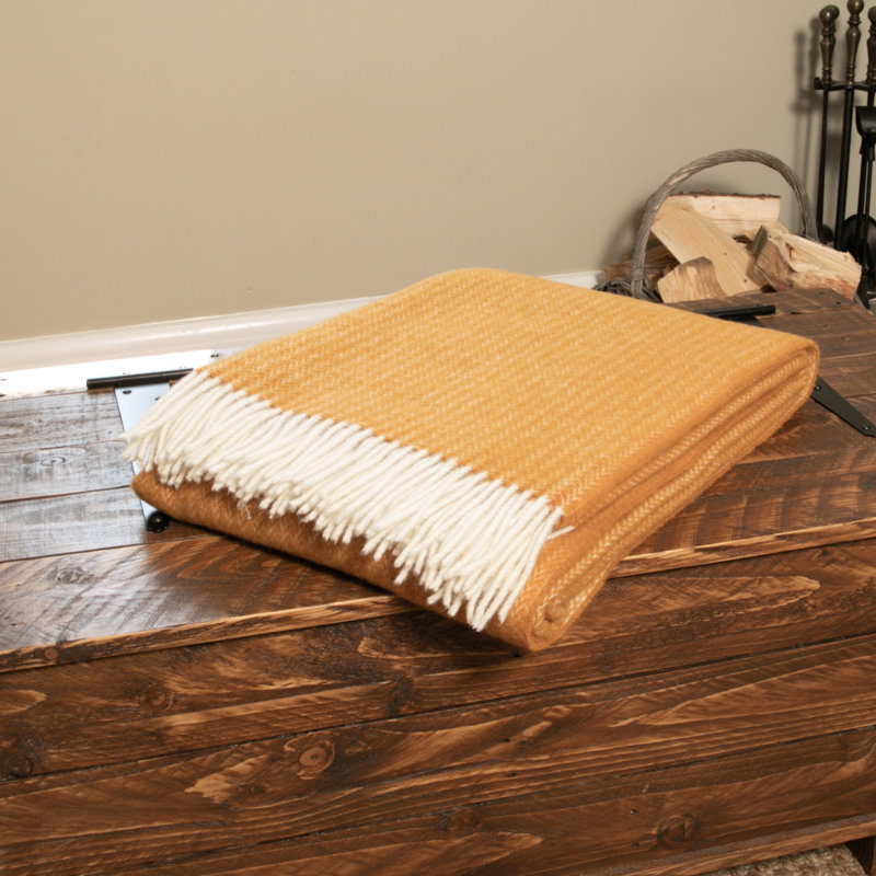 Snoqualmie Throw Blanket, Yellow