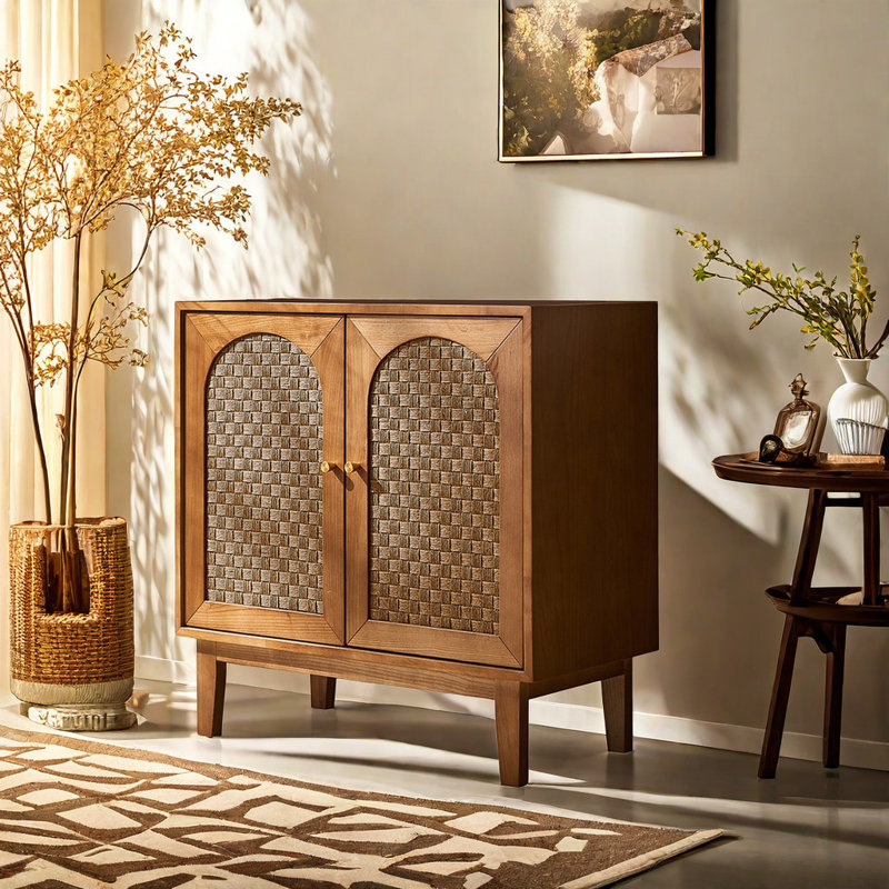 Nayaliz Accent Cabinet, Brown