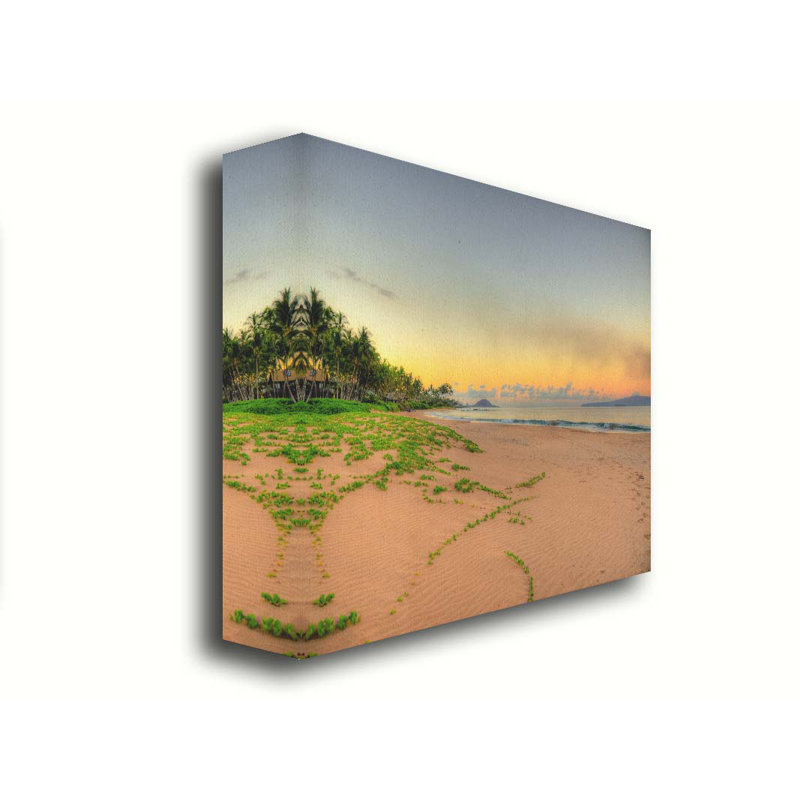 Keawakapu Beach par Kelly Wade. Estampe numérique, image, H 30 po x l 45 po, Toile tendue, Ne s’applique pas