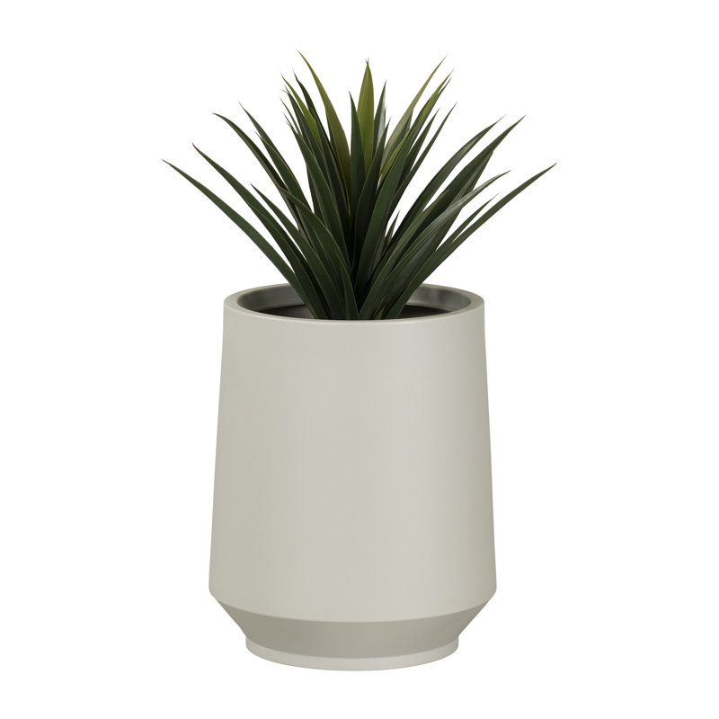 Pot à fleurs en plastique Dalya, Grège, H 19,5 po x l 16,25 po x P 16,25 po