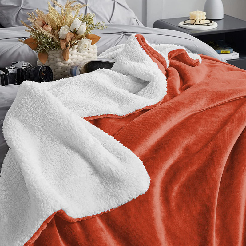 Formaran Sherpa Fleece Fur Thick Reversible Blanket Throw, W130 x L150cm, Rust