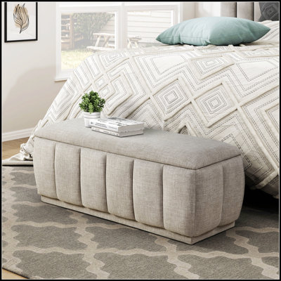 Meuble de rangement moderne en tissu taupe