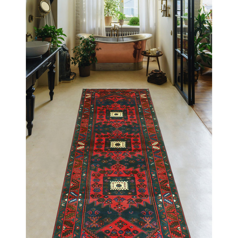 Khylar Distressed Barric Red Runner